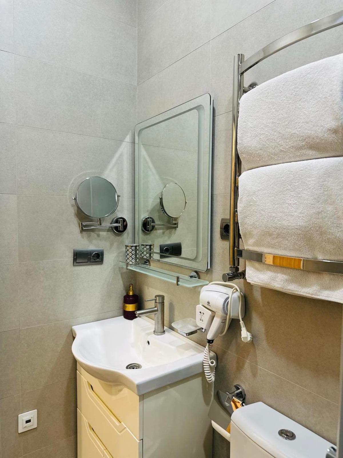 Apartment Forum, Центр Lwów Zewnętrze zdjęcie